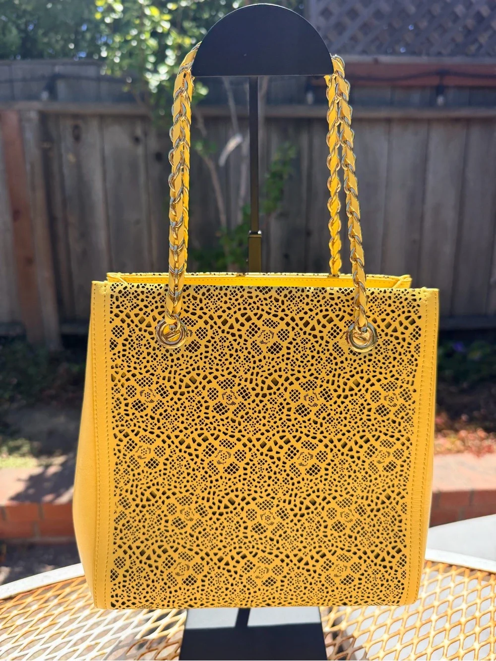 Salvatore Ferragamo LaserCut Tote - Picture 3 of 6
